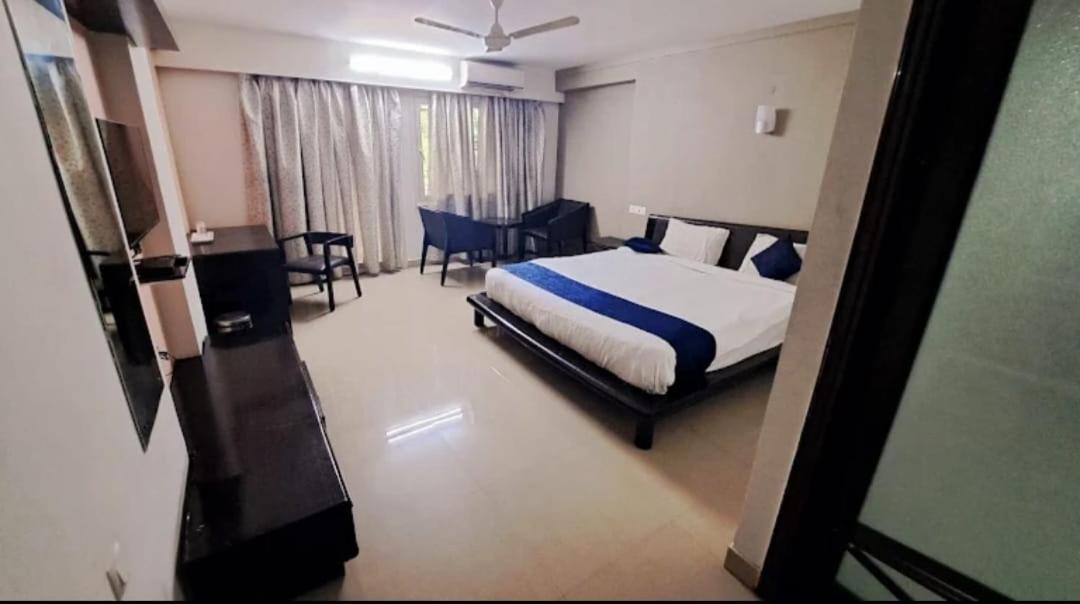 Aec Residency 호텔 Alappuzha 외부 사진