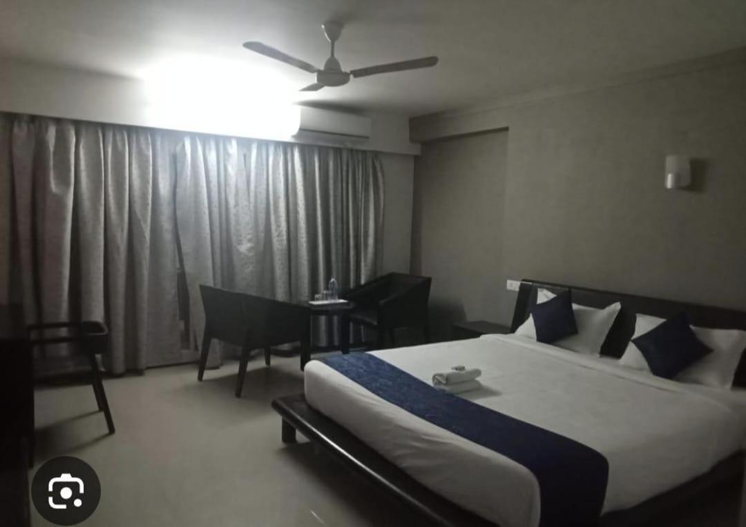 Aec Residency 호텔 Alappuzha 외부 사진